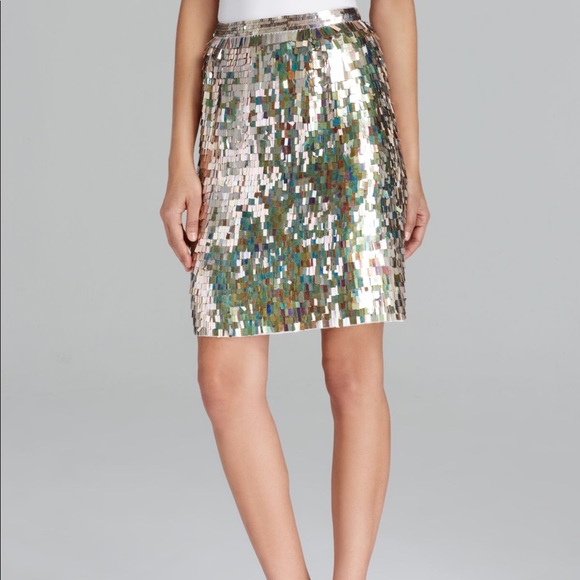 French Connection Gold Shimmer Fringe Skirt NWOT - Picture 2 of 8